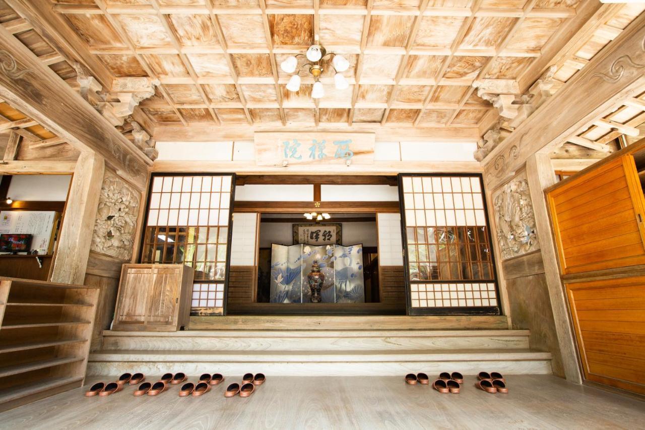 Koyasan Shukubo Saizenin Hotel Kültér fotó