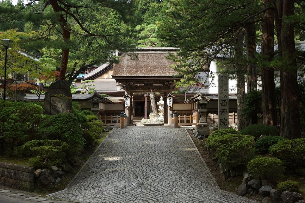 Koyasan Shukubo Saizenin Hotel Kültér fotó